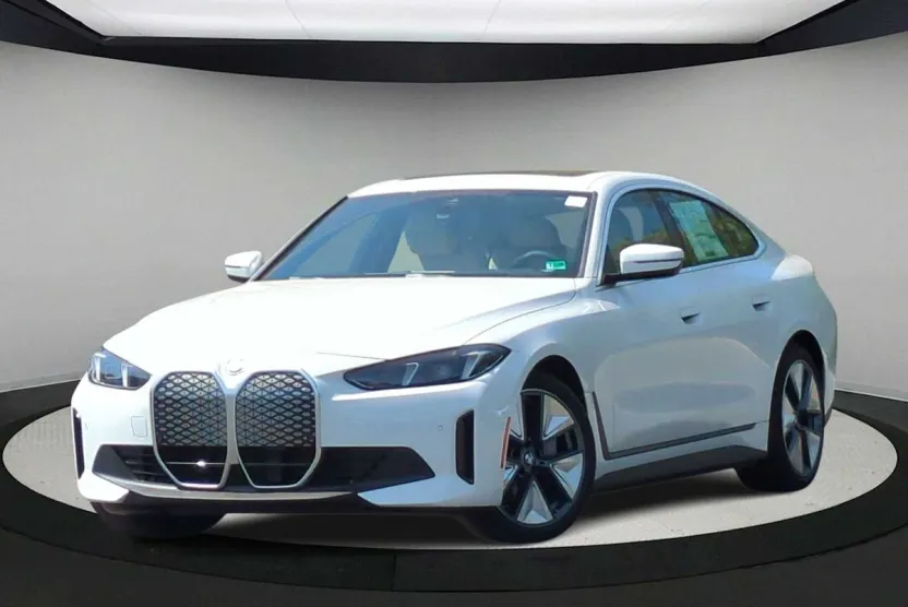 2025 Bmw i4 xDrive40 photo 1