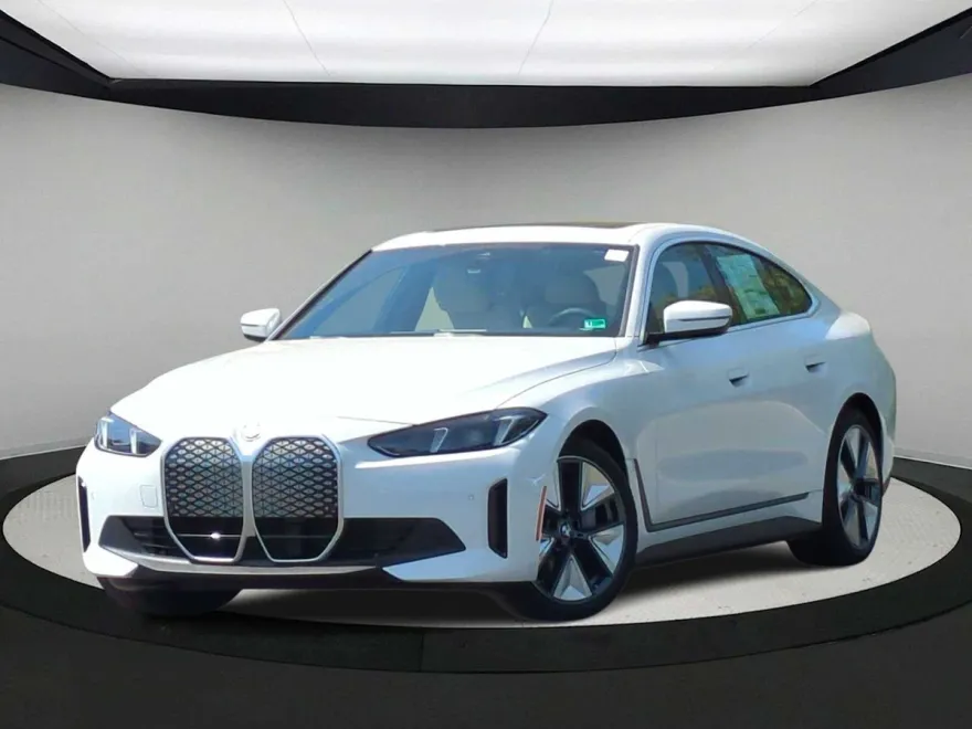 2025 Bmw i4 xDrive40 photo 1