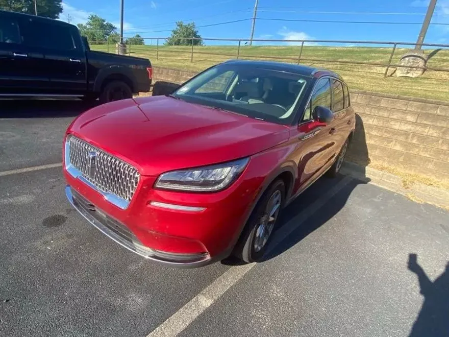 2021 Lincoln Corsair Standard photo 1