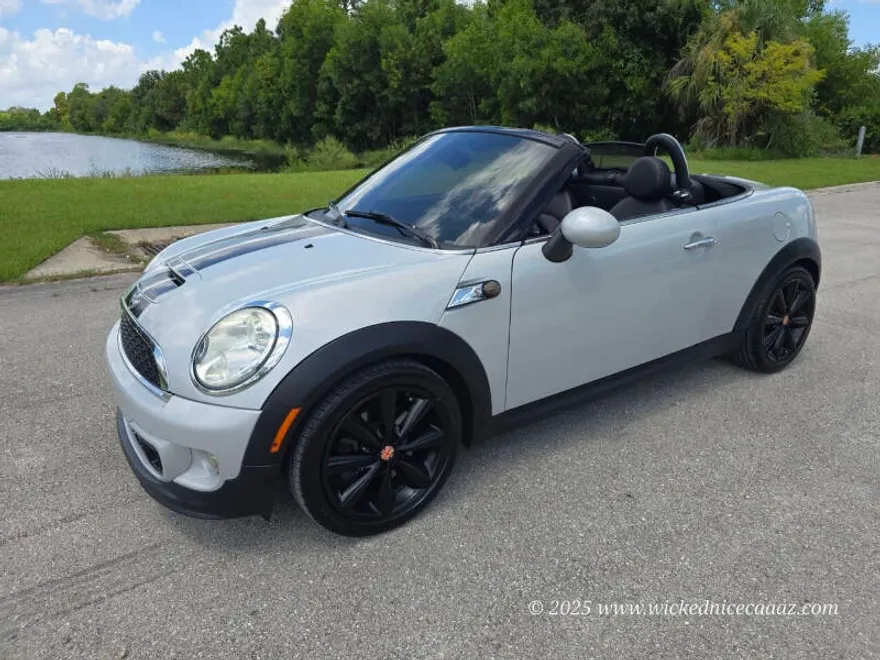 2015 Mini Cooper Roadster S photo 1