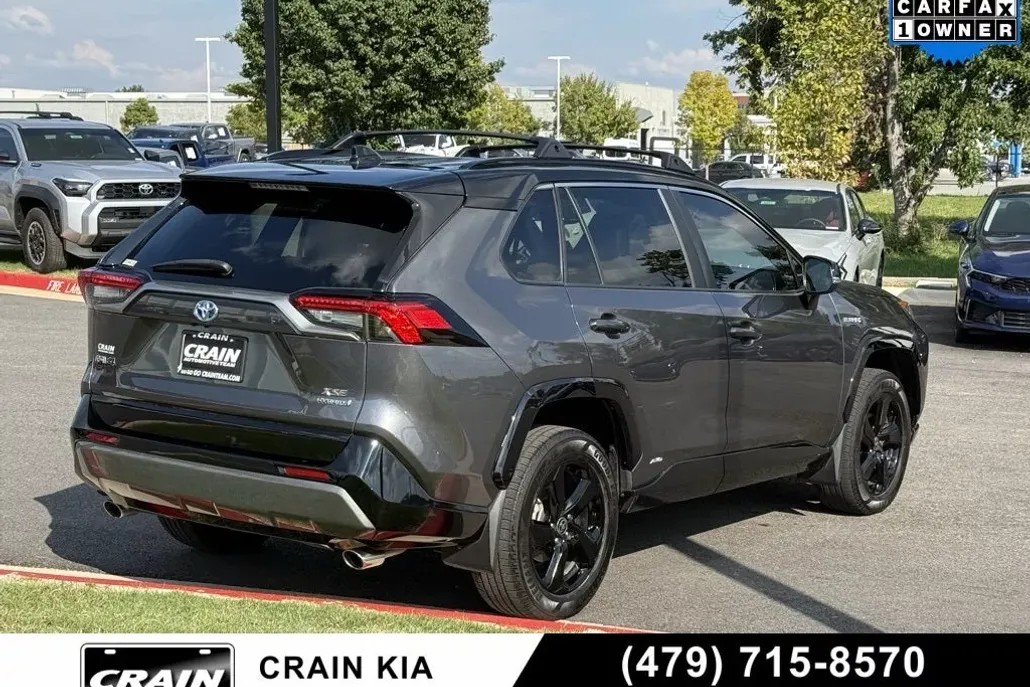 2021 Toyota RAV4 Hybrid XSE photo 1