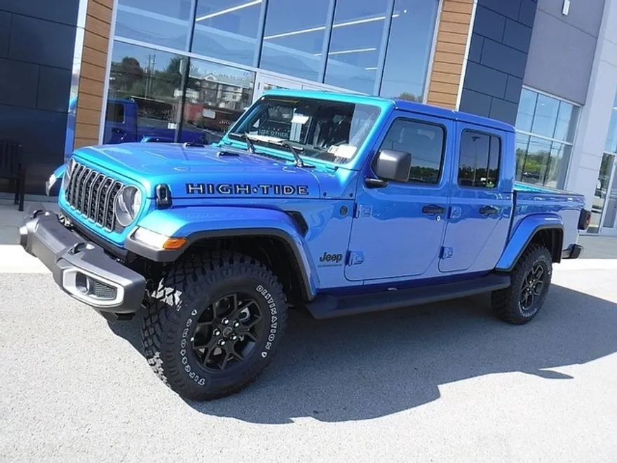 2025 Jeep Gladiator Sport photo 1