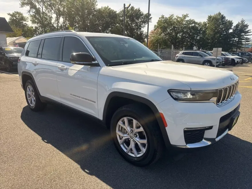 2021 Jeep Grand Cherokee Limited photo 1