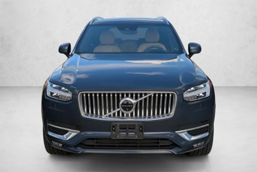 2022 Volvo XC90 T6 AWD Inscription photo 1