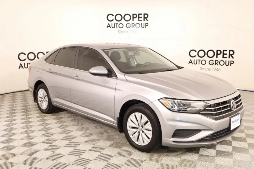 2020 Volkswagen Jetta Base photo 1