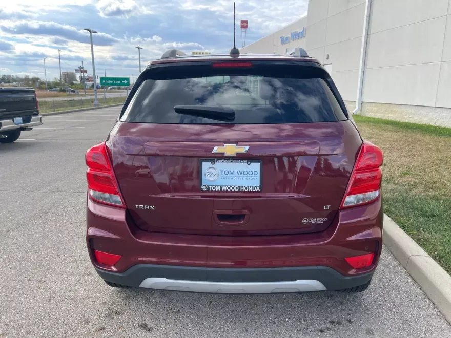 2017 Chevrolet Trax LT photo 1