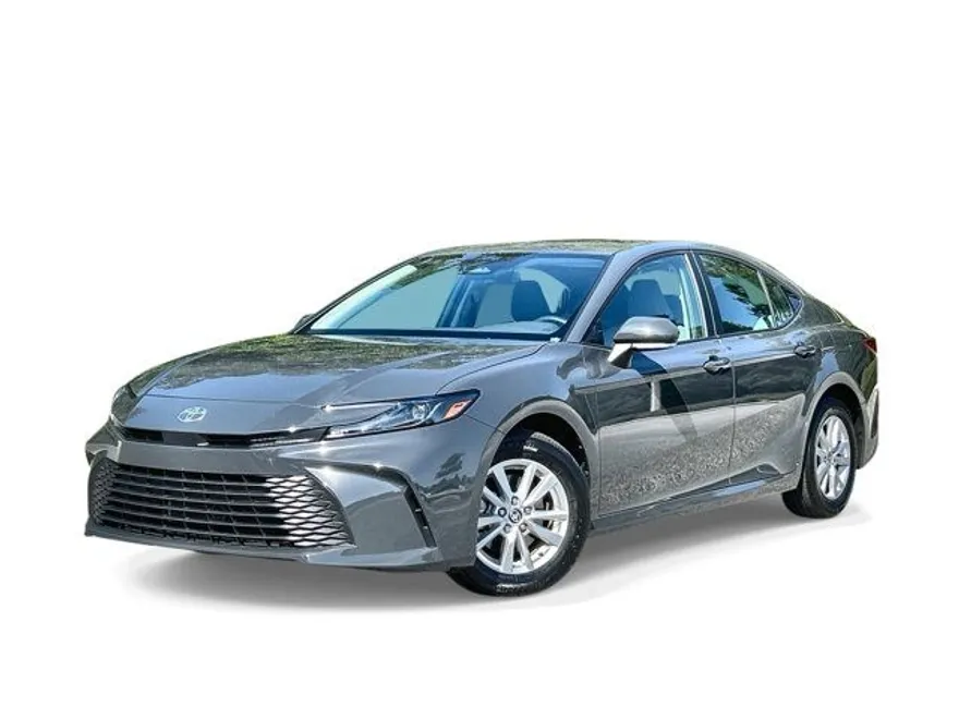 2025 Toyota Camry LE photo 1