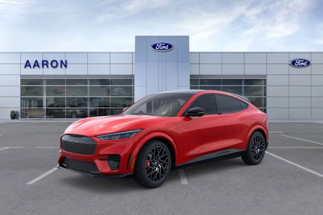 2023 Ford Mustang Mach-E GT photo 1