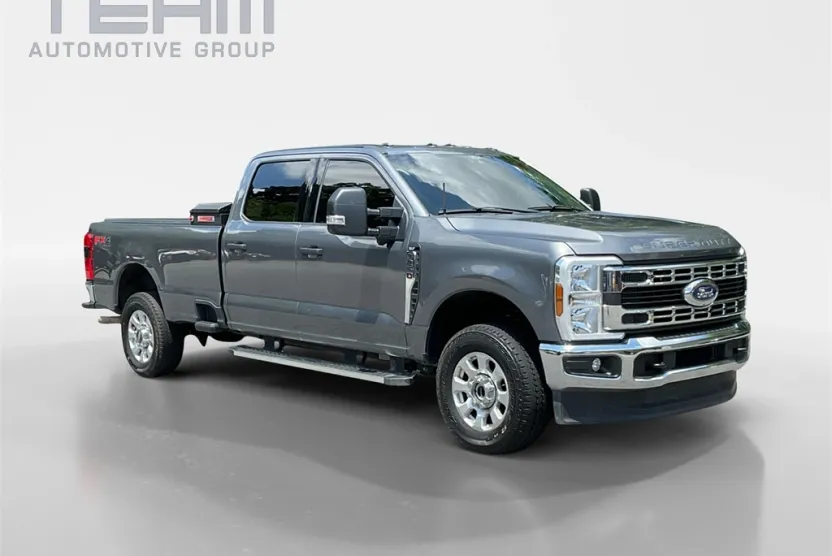2024 Ford F-250 XLT photo 1
