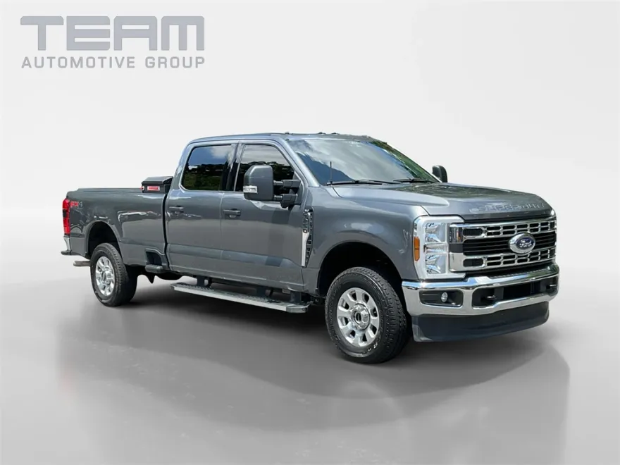 2024 Ford F-250 XLT photo 1