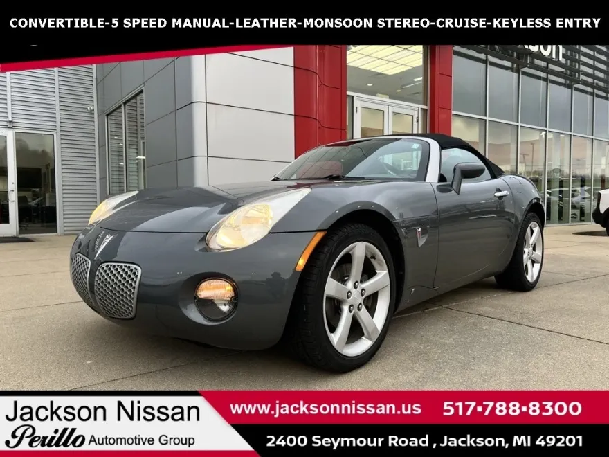 2008 Pontiac Solstice Base photo 1