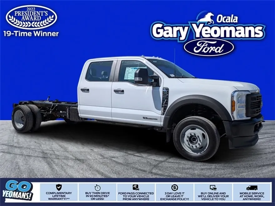 2025 Ford F-550 XL photo 1