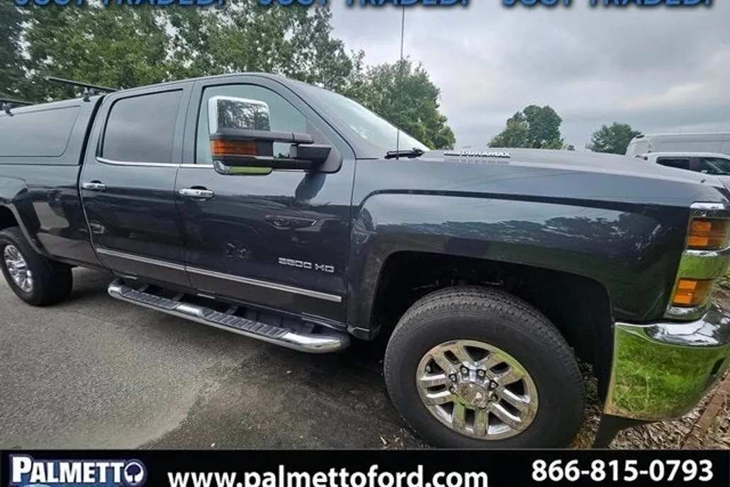 2018 Chevrolet Silverado 3500HD LTZ photo 1