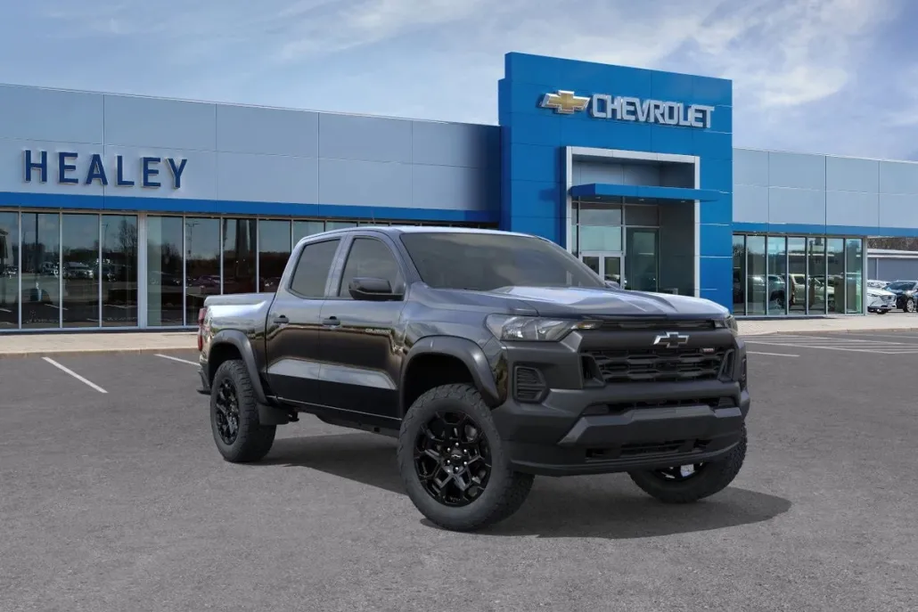 2026 Chevrolet Colorado Trail Boss photo 1
