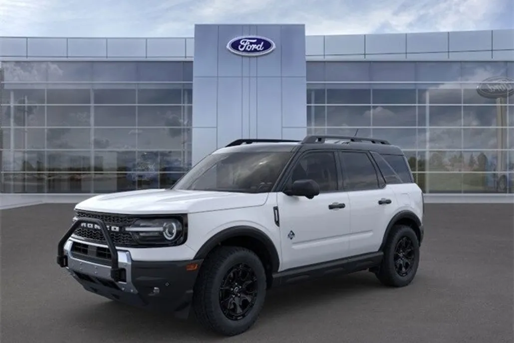 2025 Ford Bronco Sport Outer Banks photo 1