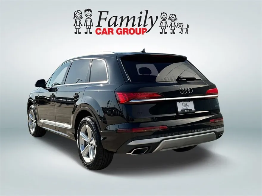 2025 Audi Q7 55 Premium photo 1