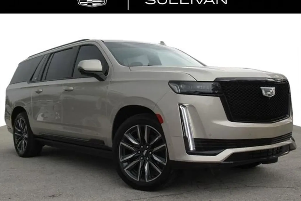 2023 Cadillac Escalade ESV Sport photo 1