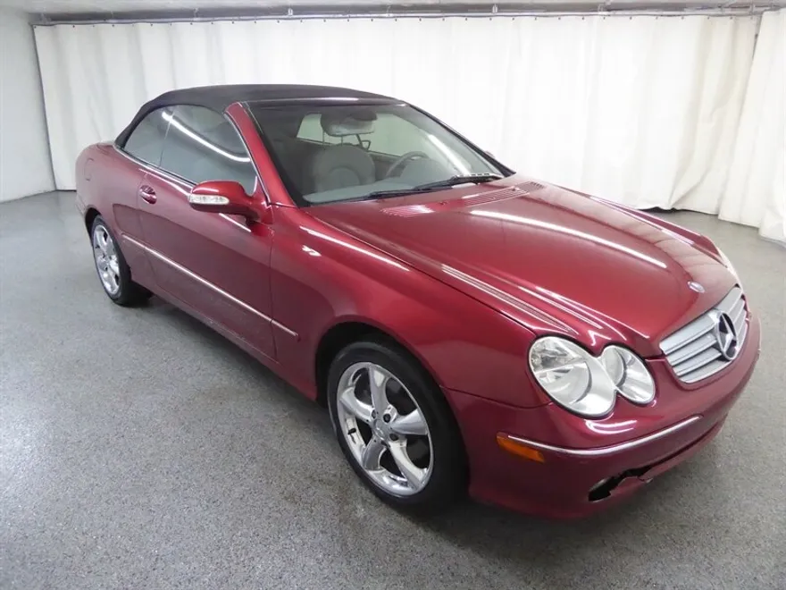 2005 Mercedes Benz CLK 320 photo 1