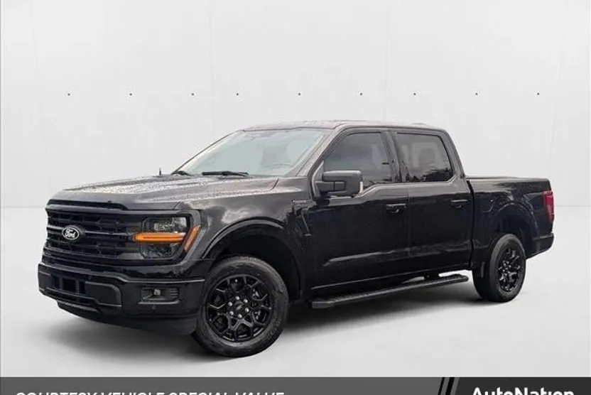 2025 Ford F-150 XLT photo 1