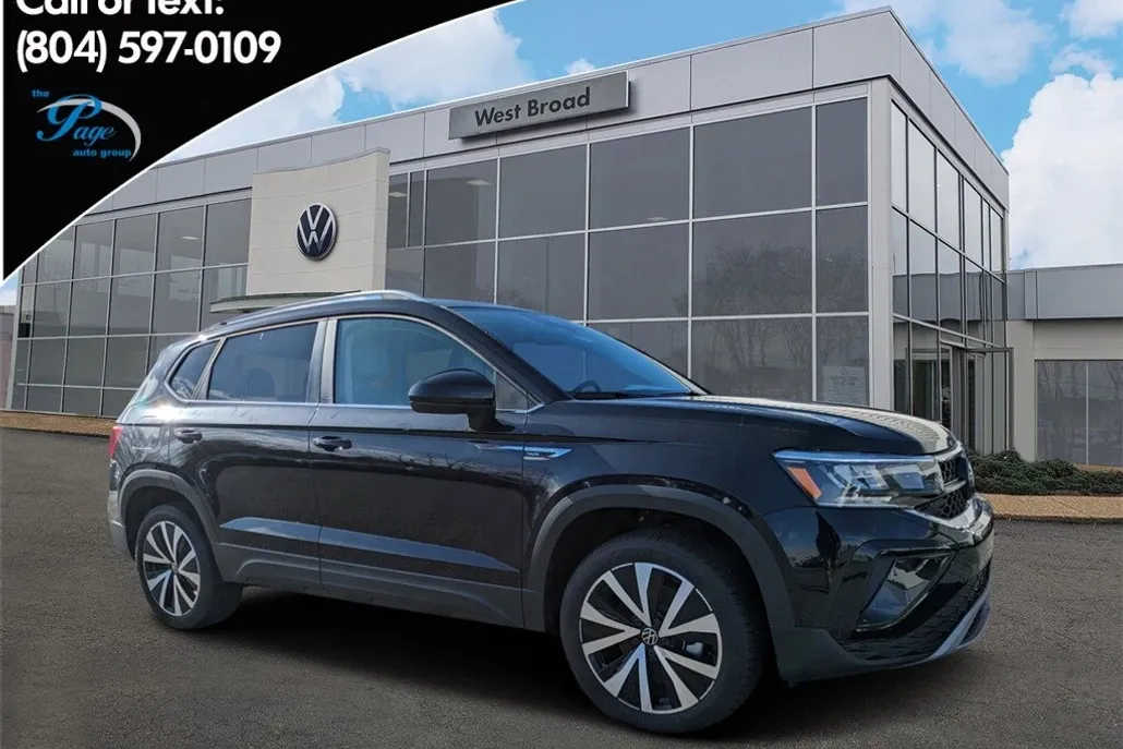 2024 Volkswagen Taos SE photo 1