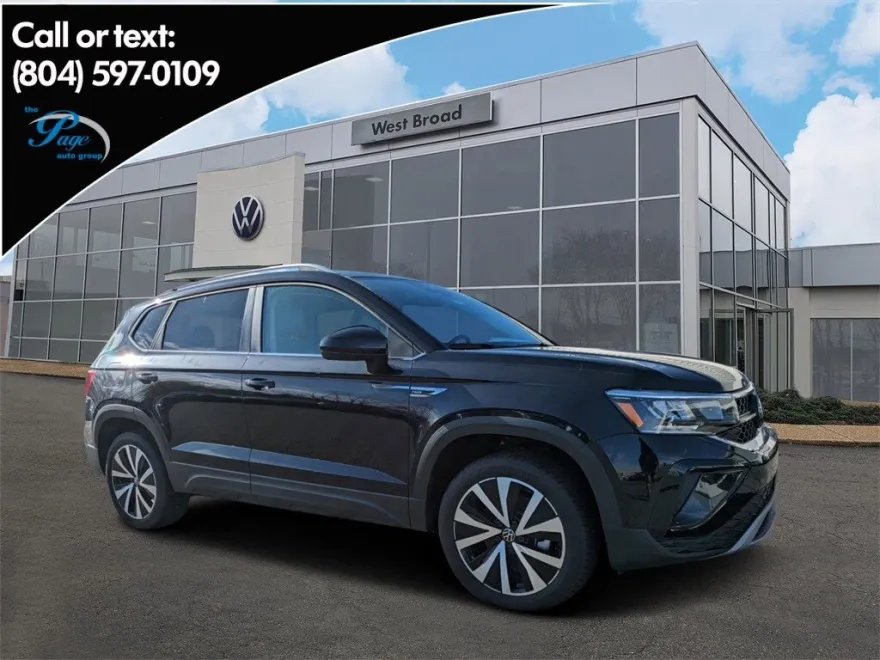 2024 Volkswagen Taos SE photo 1