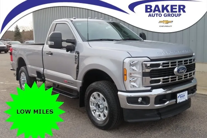 2024 Ford F-350 XLT photo 1