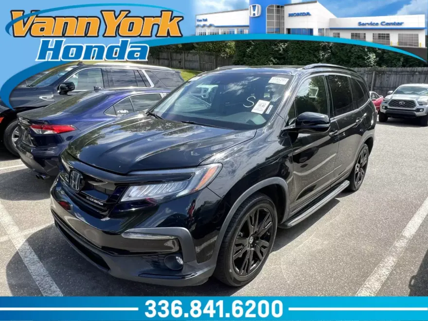 2021 Honda Pilot Black Edition photo 1