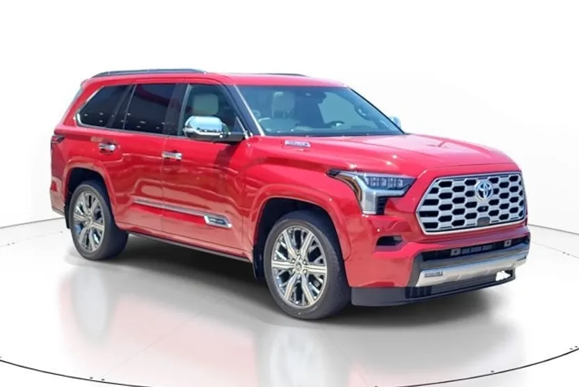 2023 Toyota Sequoia Capstone photo 1