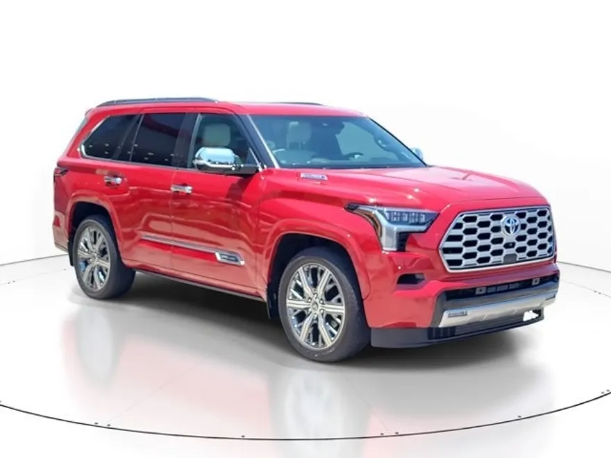 2023 Toyota Sequoia Capstone photo 1