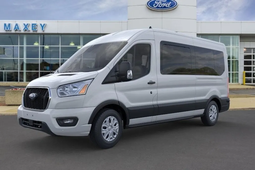 2024 Ford Transit Passenger Van XLT photo 1