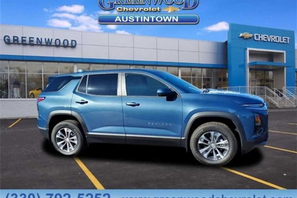 2026 Chevrolet Equinox LT photo 1