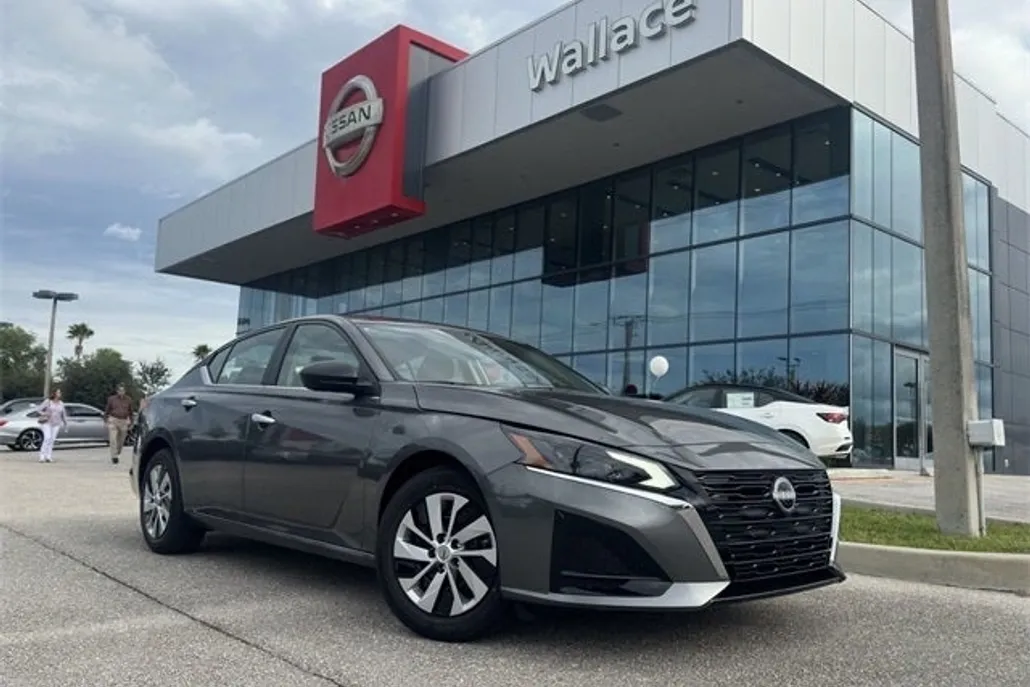 2025 Nissan Altima 2.5 S photo 1