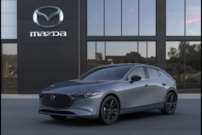 2026 Mazda Mazda3 Hatchback 2.5 s Carbon photo 1