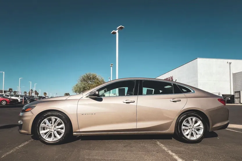 2023 Chevrolet Malibu 1LT photo 1
