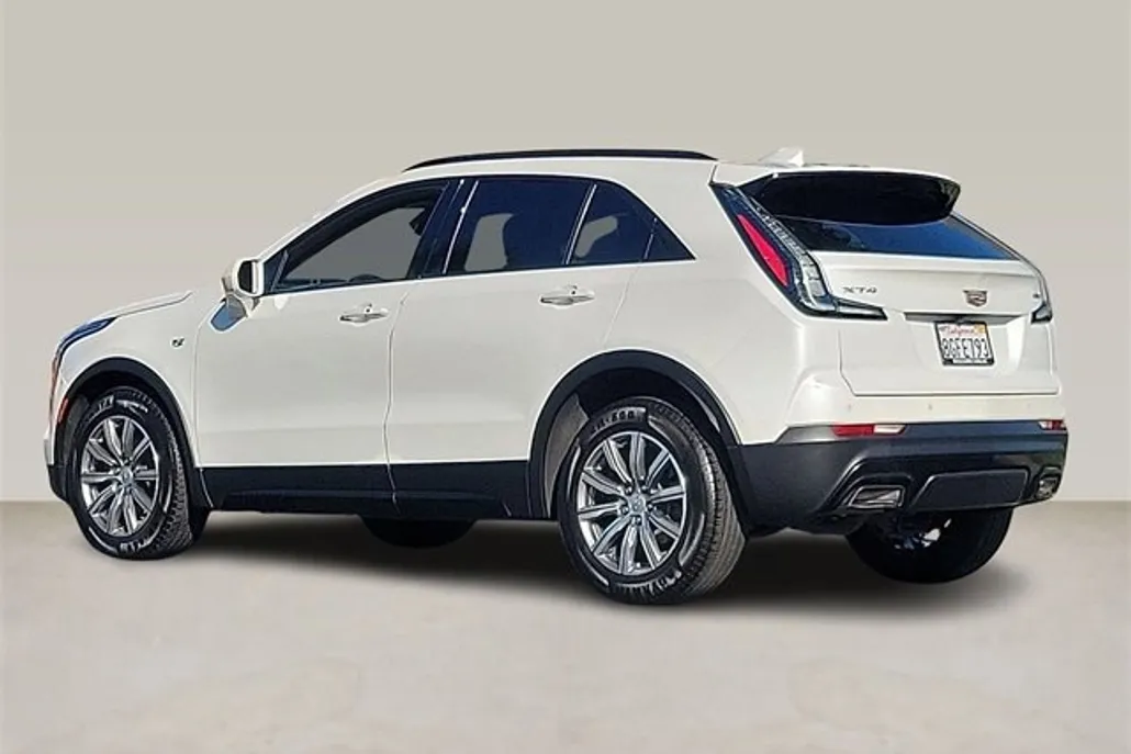 2019 Cadillac XT4 Sport photo 1
