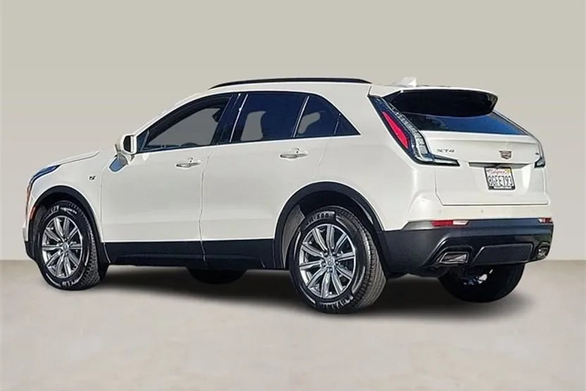 2019 Cadillac XT4 Sport photo 1