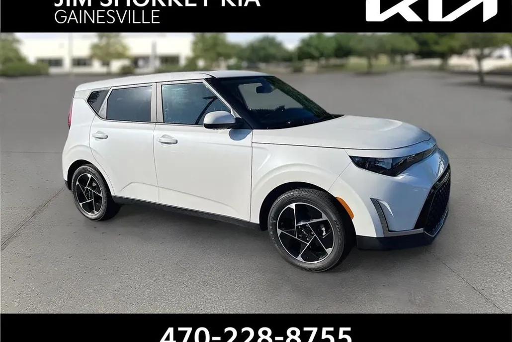 2023 Kia Soul EX photo 1