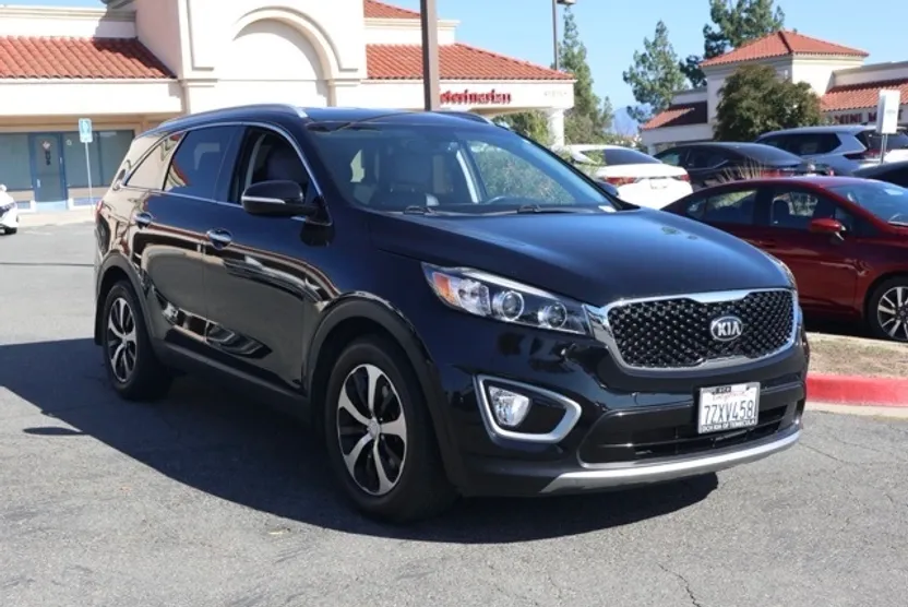 2018 Kia Sorento EX photo 1
