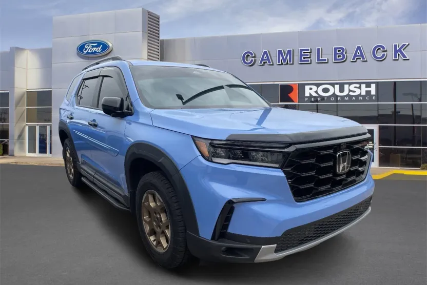 2024 Honda Pilot TrailSport photo 1