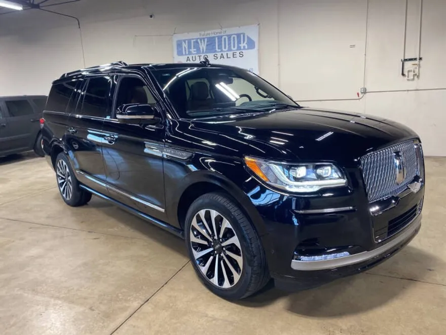 2023 Lincoln Navigator L Reserve photo 1