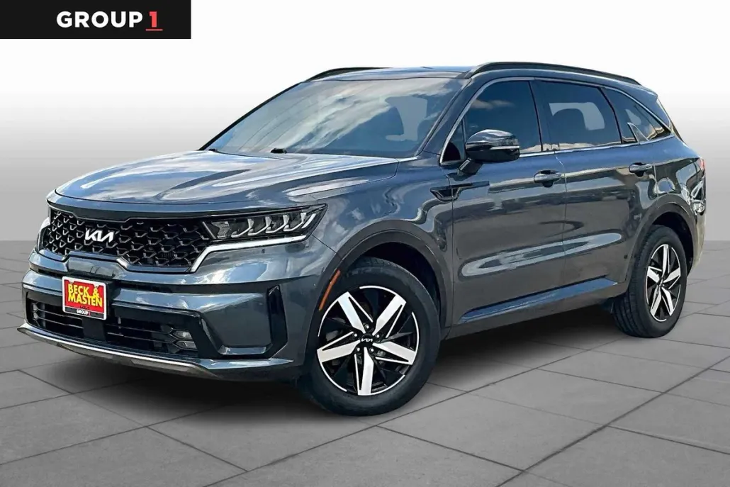 2022 Kia Sorento EX photo 1