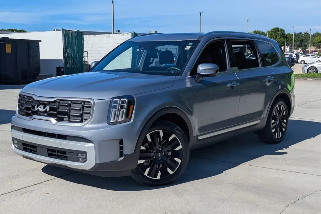 2025 Kia Telluride SX photo 1