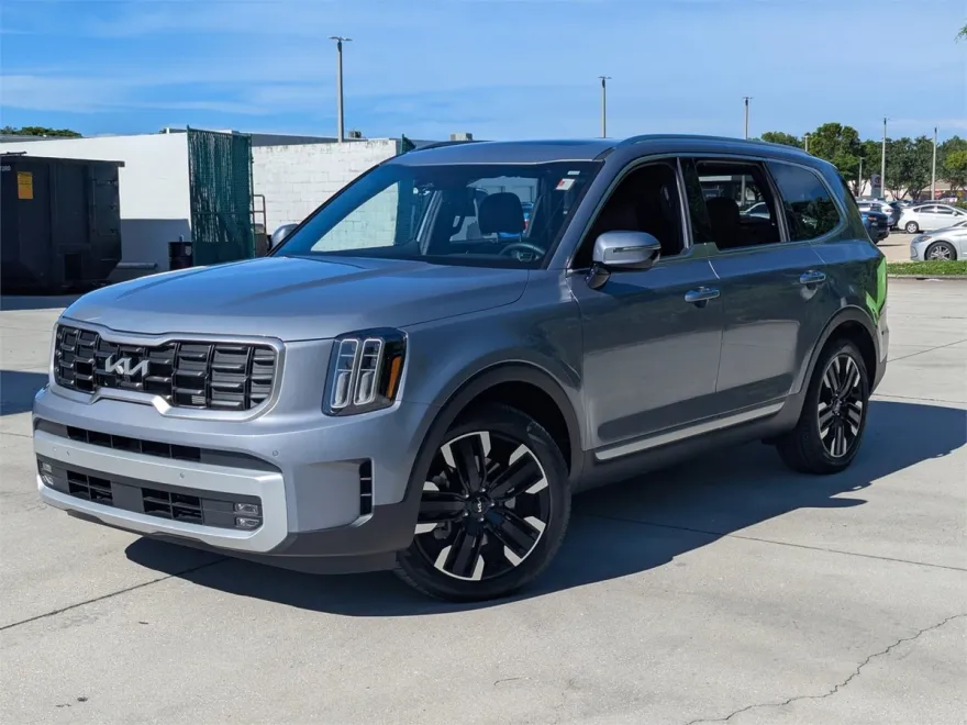 2025 Kia Telluride SX photo 1