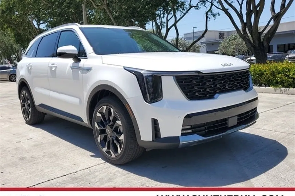 2025 Kia Sorento EX photo 1