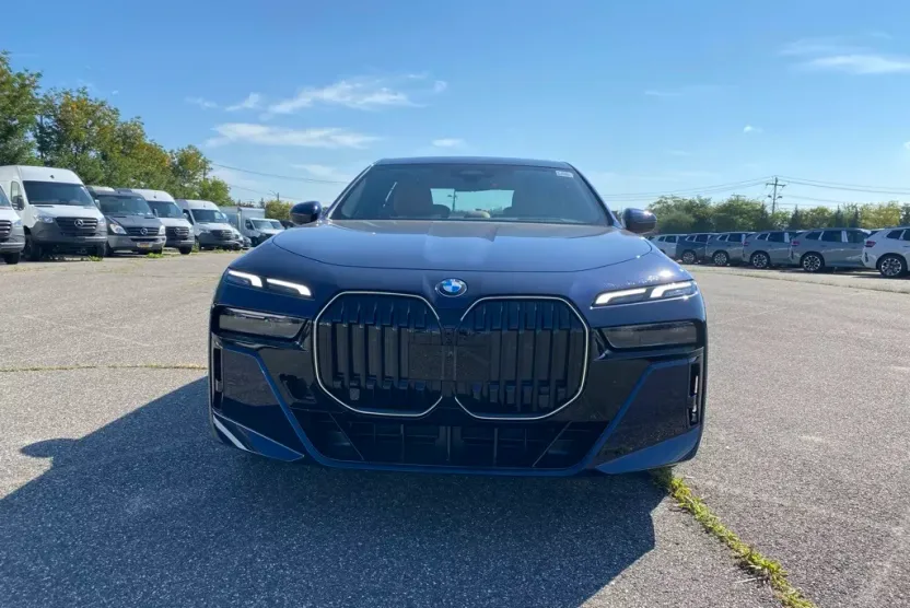 2026 Bmw 740i xDrive photo 1