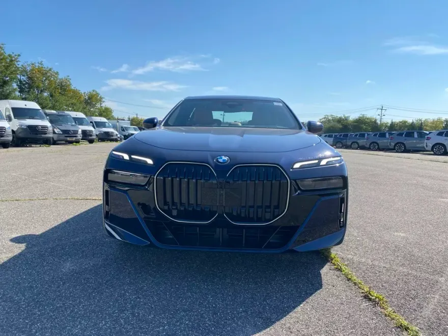 2026 Bmw 740i xDrive photo 1