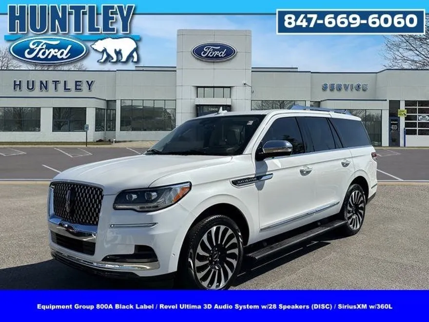 2022 Lincoln Navigator Black Label photo 1