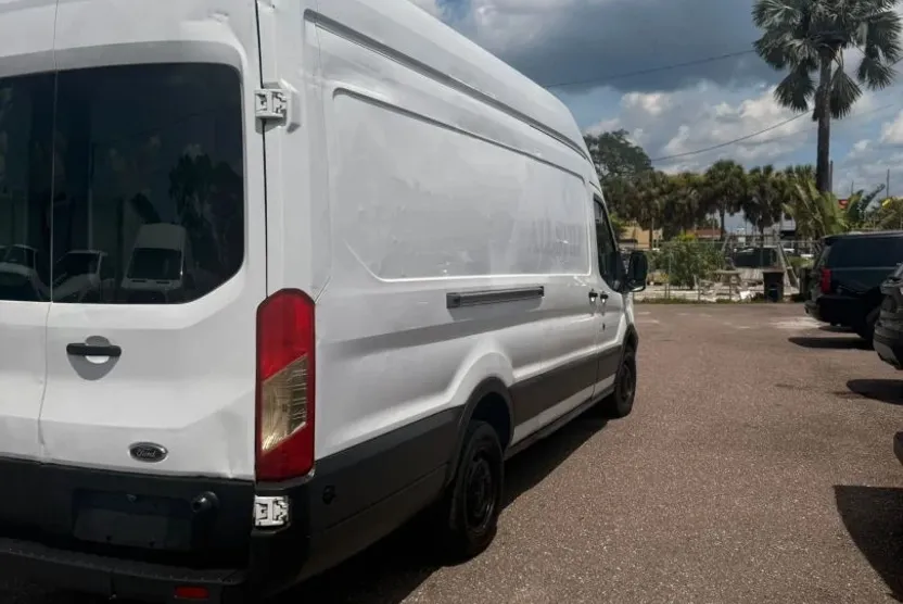 2015 Ford Transit Van photo 1
