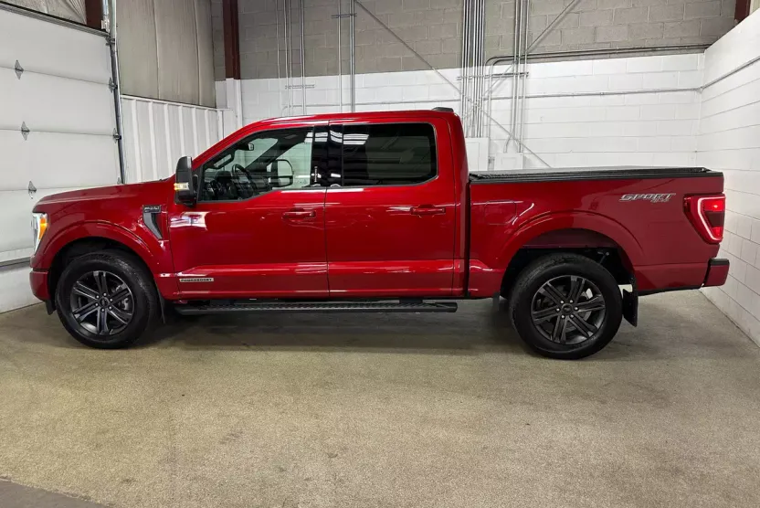 2022 Ford F-150 XLT photo 1