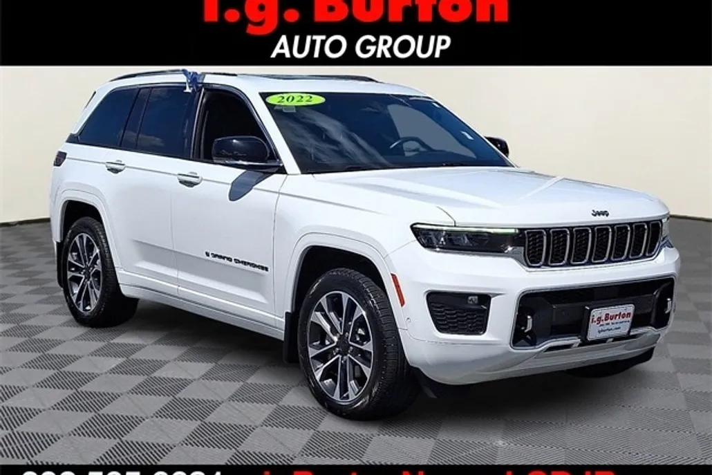 2022 Jeep Grand Cherokee Overland photo 1